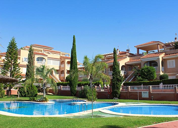 Image No.21-3 Bed Apartment for sale