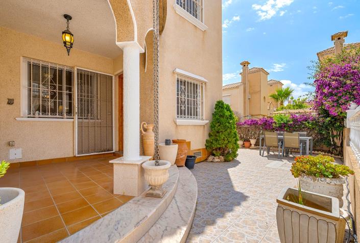 Image No.11-3 Bed Quad for sale