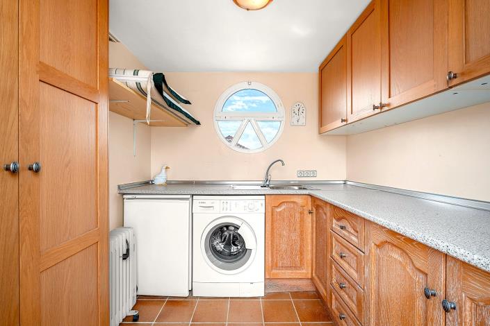 Image No.18-3 Bed Quad for sale