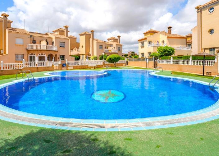 Image No.21-3 Bed Quad for sale