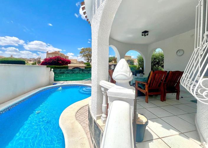 Image No.5-3 Bed Villa / Detached for sale