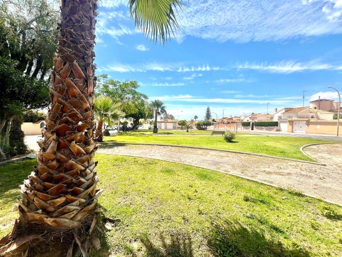 Image No.8-3 Bed Villa / Detached for sale