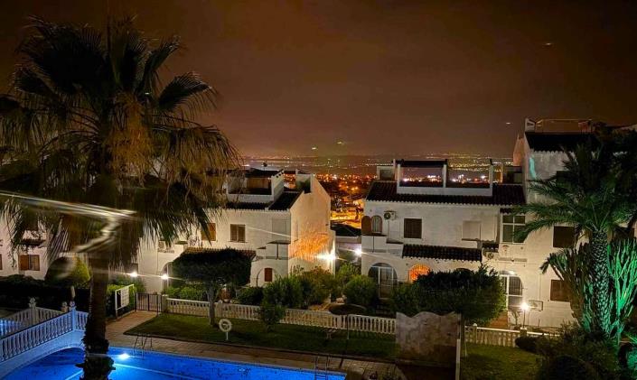 Image No.5-3 Bed Townhouse for sale