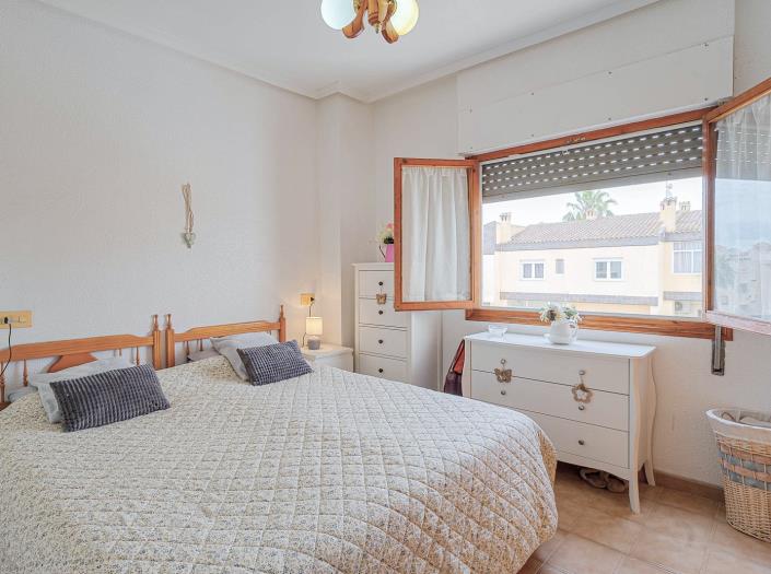 Image No.13-2 Bed Apartment for sale