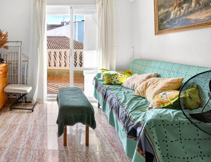 Image No.11-2 Bed Apartment for sale