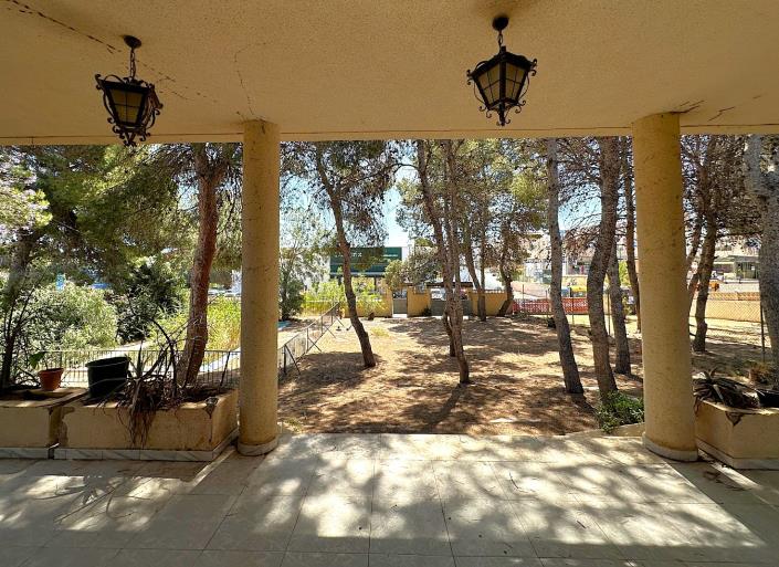 Image No.18-8 Bed Finca for sale