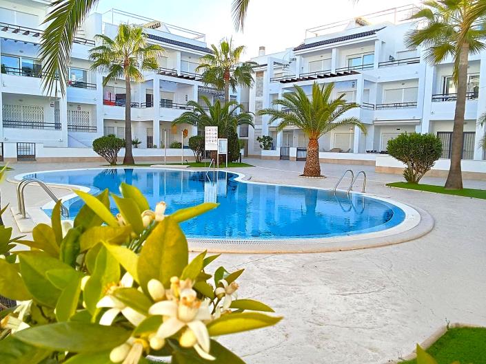 Image No.20-2 Bed Apartment for sale
