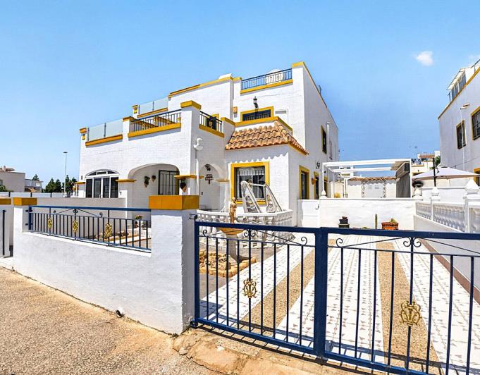 Image No.12-Jumelé de 3 chambres à vendre à Torrevieja