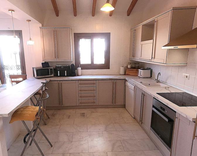 Image No.14-4 Bed Villa / Detached for sale