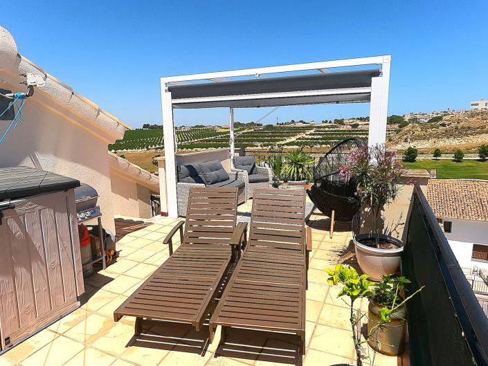 Image No.20-2 Bed Apartment for sale