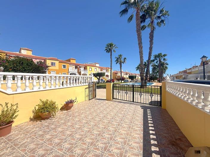 Image No.9-3 Bed Townhouse for sale