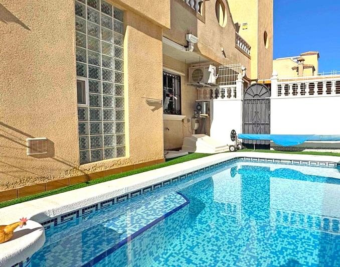 Image No.4-3 Bed Semi-Detached for sale