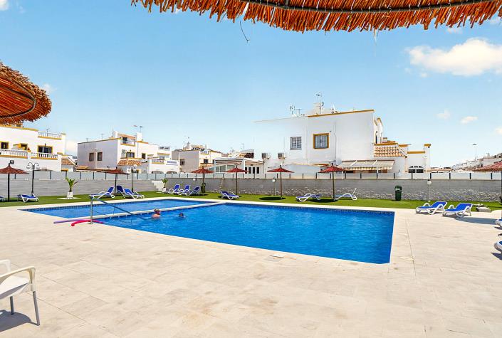 Image No.19-3 Bed Semi-Detached for sale