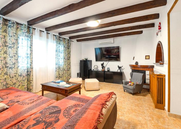 Image No.8-4 Bed Villa / Detached for sale