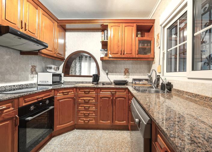 Image No.9-4 Bed Villa / Detached for sale