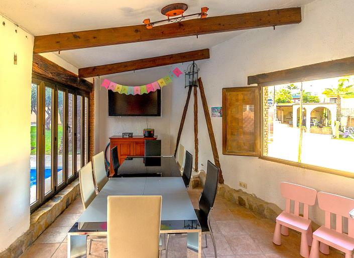 Image No.21-4 Bed Villa / Detached for sale