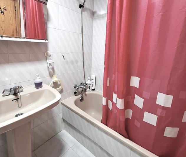 Image No.10-3 Bed Apartment for sale