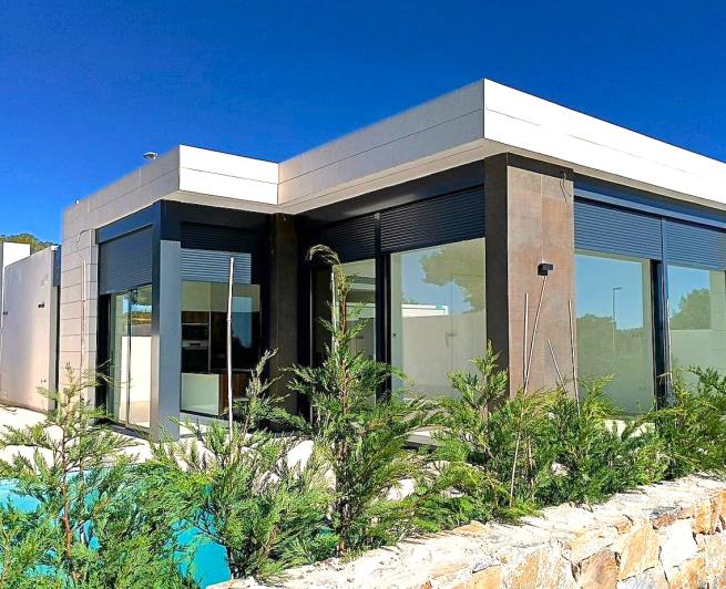 Image No.7-3 Bed Villa / Detached for sale