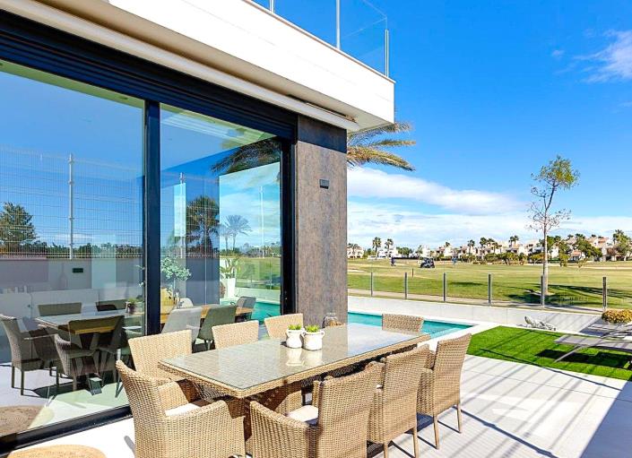 Image No.22-3 Bed Villa / Detached for sale