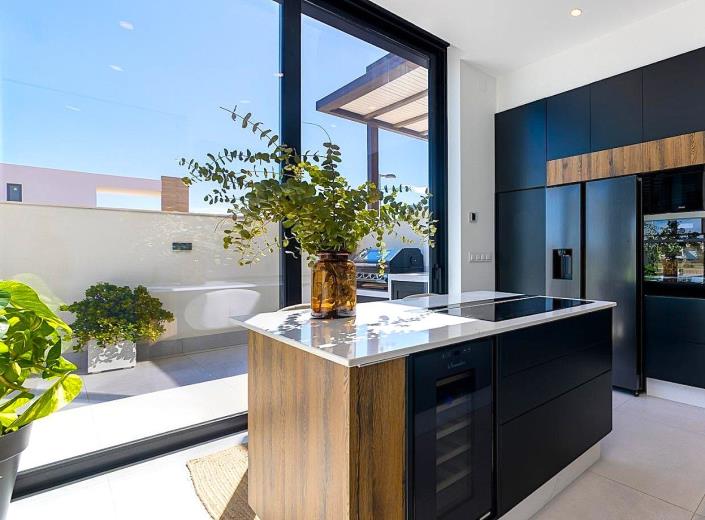 Image No.40-3 Bed Villa / Detached for sale
