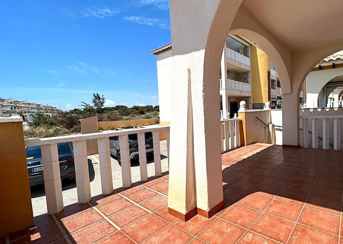 Image No.25-4 Bed Semi-Detached for sale
