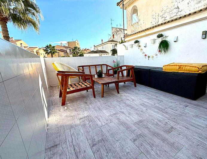 Image No.6-3 Bed Townhouse for sale