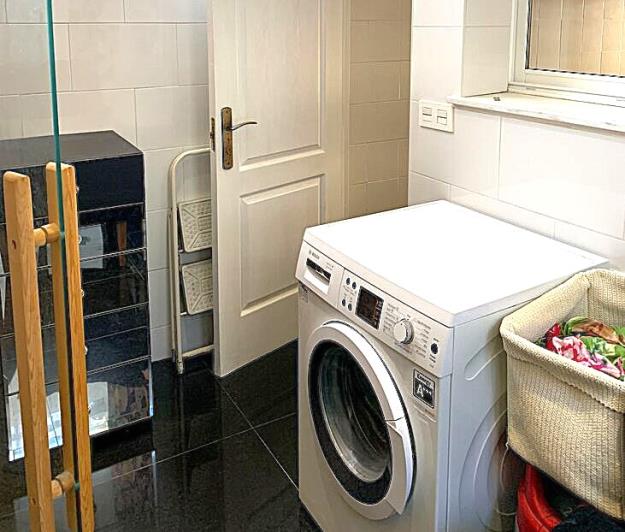 Image No.20-4 Bed Semi-Detached for sale