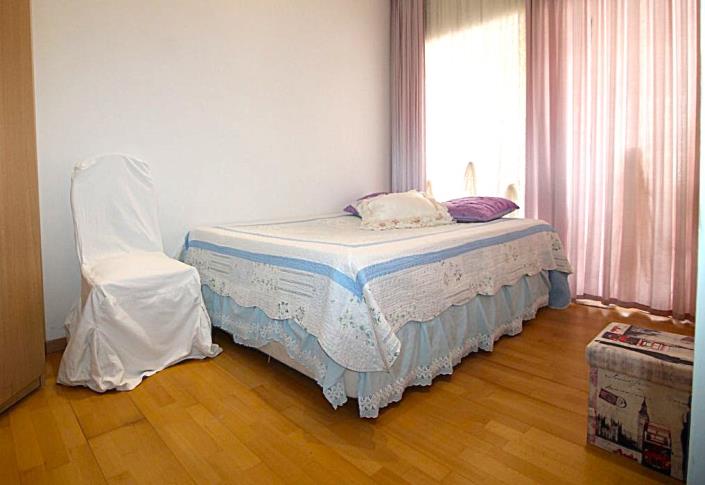 Image No.21-4 Bed Semi-Detached for sale
