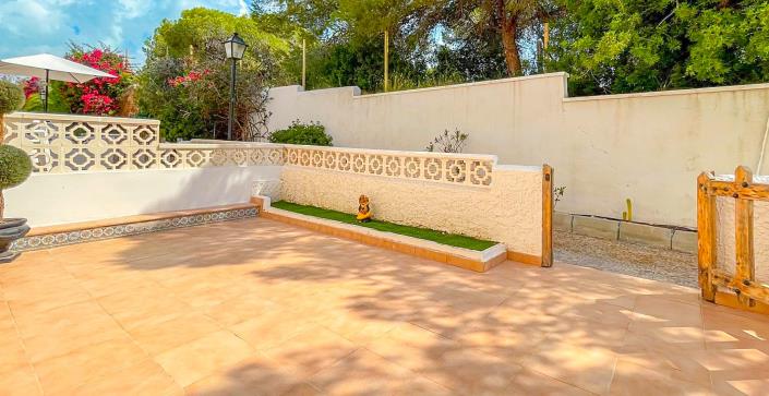Image No.5-2 Bed Townhouse for sale