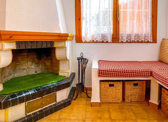 Image No.4-2 Bed Townhouse for sale