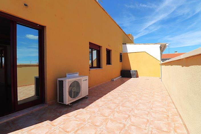 Image No.18-2 Bed Apartment for sale