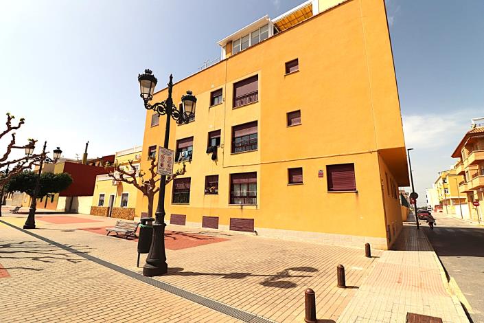 Image No.23-2 Bed Apartment for sale