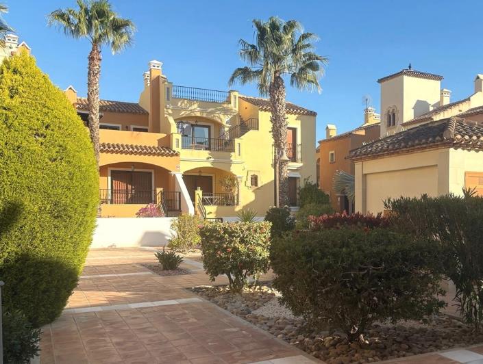 Image No.20-3 Bed Semi-Detached for sale