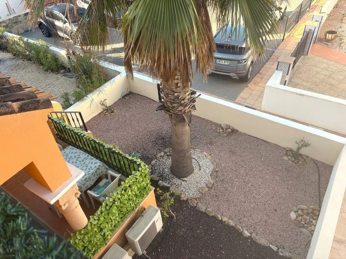 Image No.21-3 Bed Semi-Detached for sale
