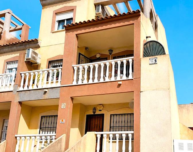 Image No.6-3 Bed Semi-Detached for sale