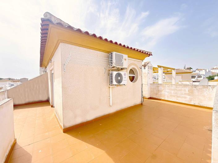 Image No.7-3 Bed Semi-Detached for sale