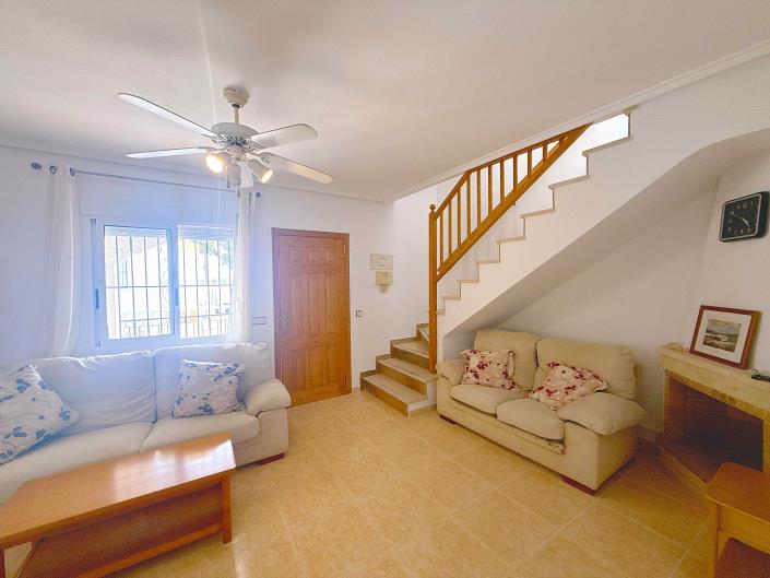 Image No.23-3 Bed Semi-Detached for sale