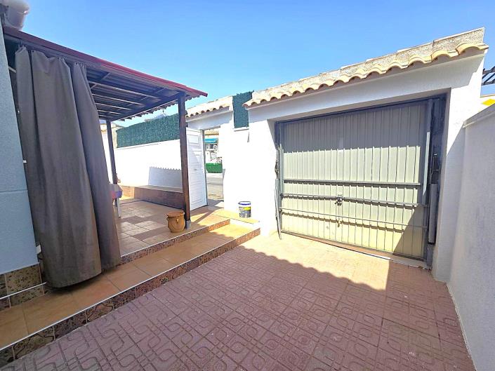 Image No.13-3 Bed Semi-Detached for sale