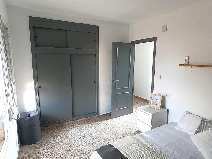 Image No.12-2 Bed Apartment for sale