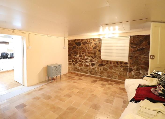 Image No.15-4 Bed Villa / Detached for sale