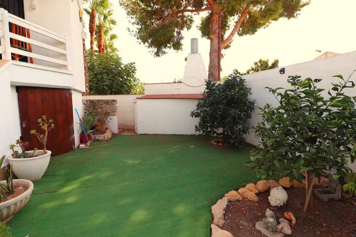 Image No.18-4 Bed Villa / Detached for sale