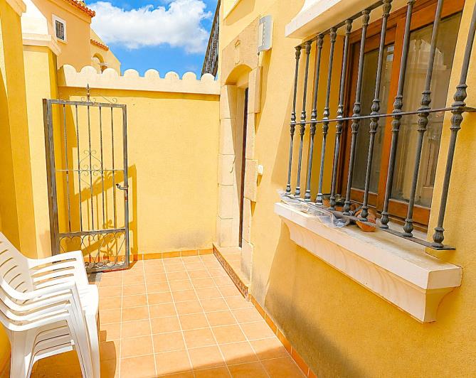 Image No.18-2 Bed Apartment for sale