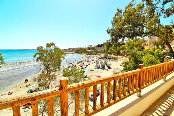 Image No.19-2 Bed Villa for sale