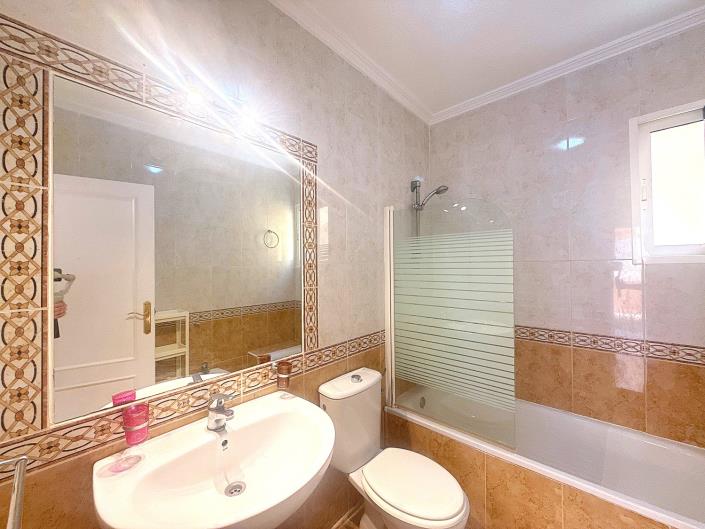 Image No.7-3 Bed Townhouse for sale