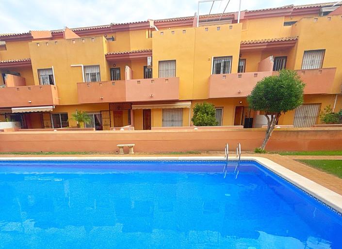 Image No.3-3 Bed Townhouse for sale