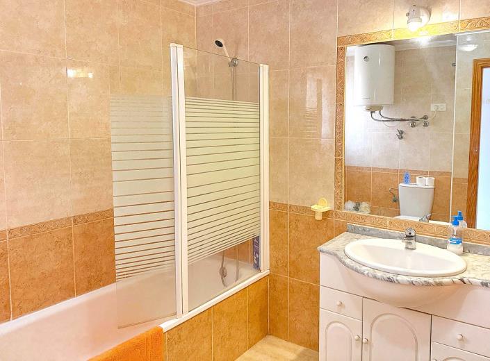 Image No.15-2 Bed Apartment for sale