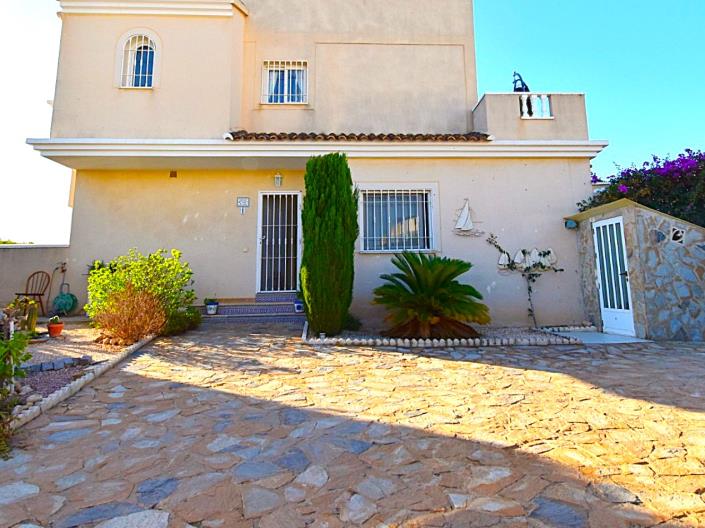 Image No.2-3 Bed Semi-Detached for sale