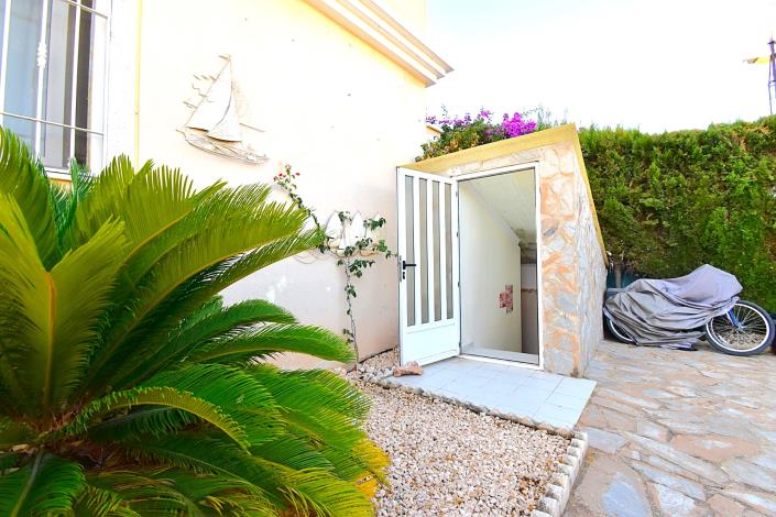 Image No.15-3 Bed Semi-Detached for sale