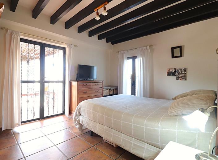 Image No.6-Ferme de 4 chambres à vendre