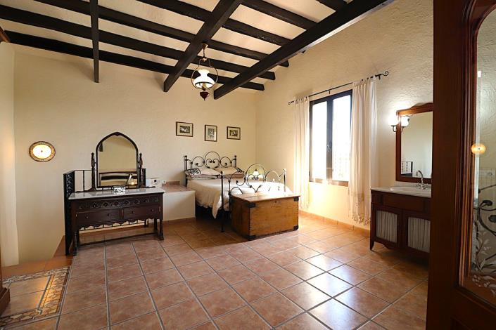 Image No.15-Ferme de 4 chambres à vendre